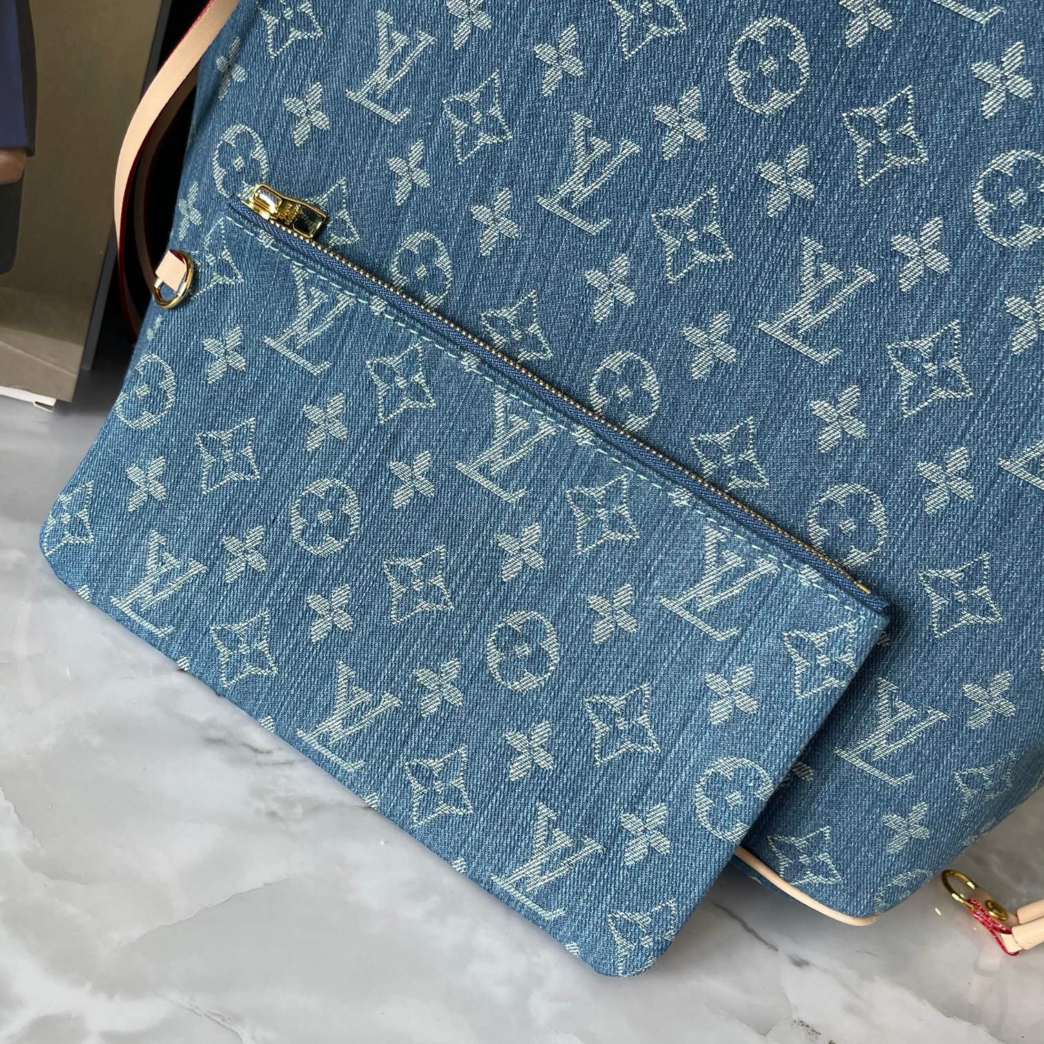 Louis Vuitton Neverfull MM M40995 Denim Blue