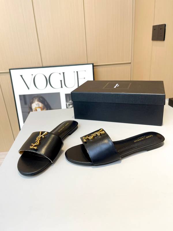 Yves Saint Laurent Shoes SLS00002