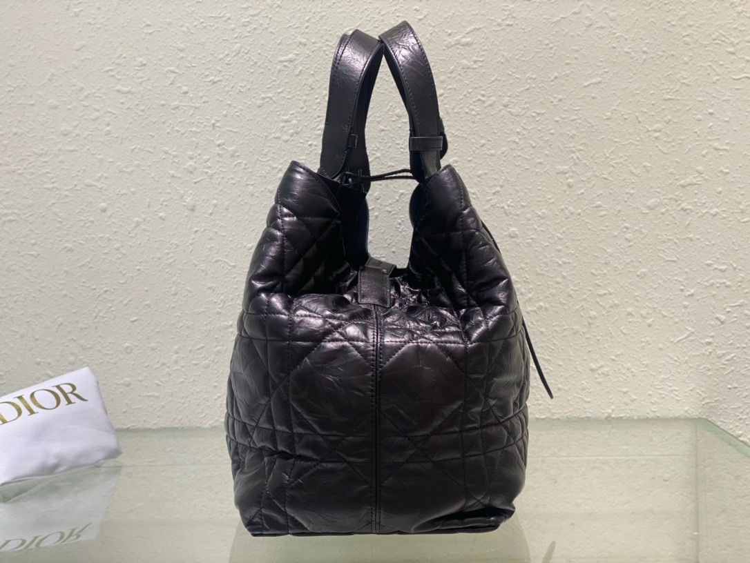 Large Dior Toujours Bag Black Macrocannage Crinkled Calfskin M2820SN