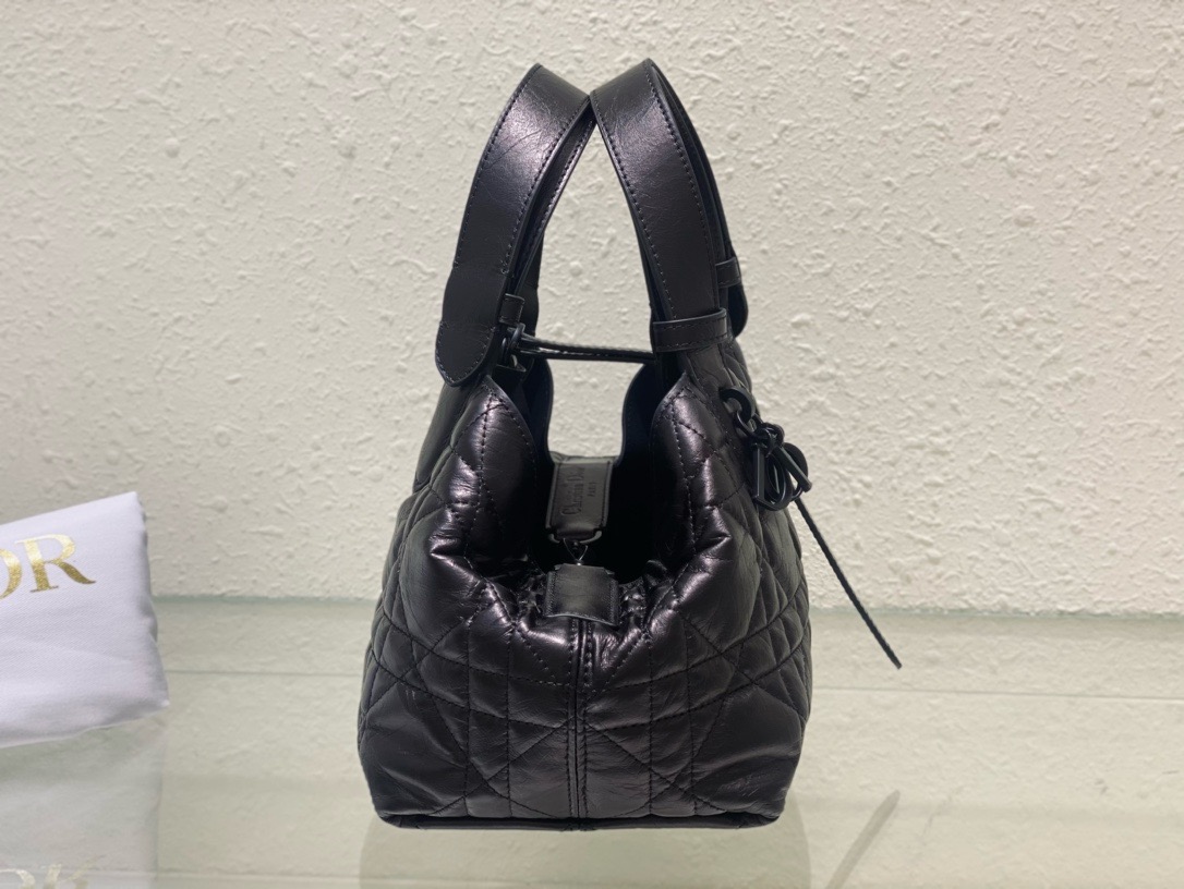 Small Dior Toujours Bag Black Macrocannage Crinkled Calfskin M2822O