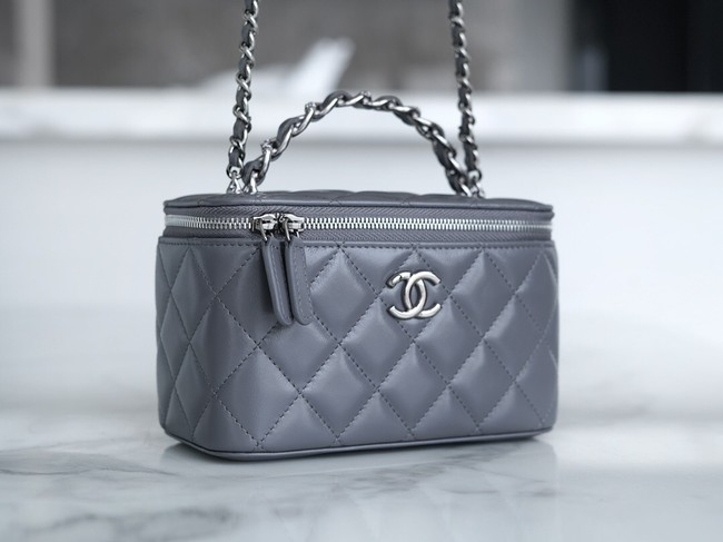 CHANEL 23K CLUTCH WITH CHAIN AP3768 gray