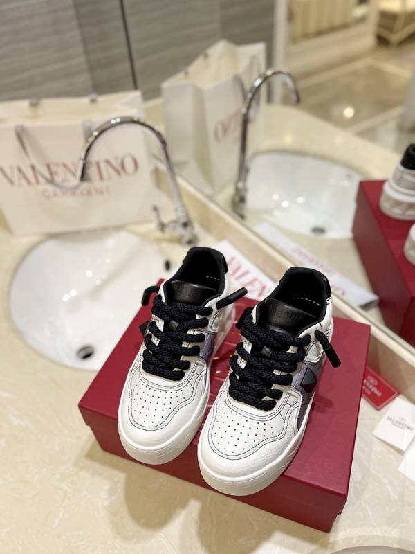 Valentino Couple Shoes VOS00549