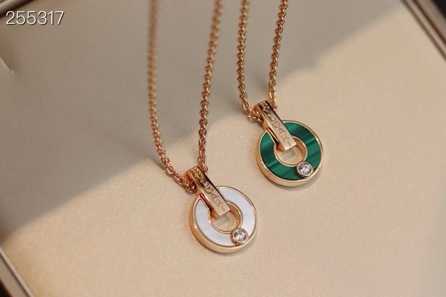 BVLGARI NECKLACE CE14004