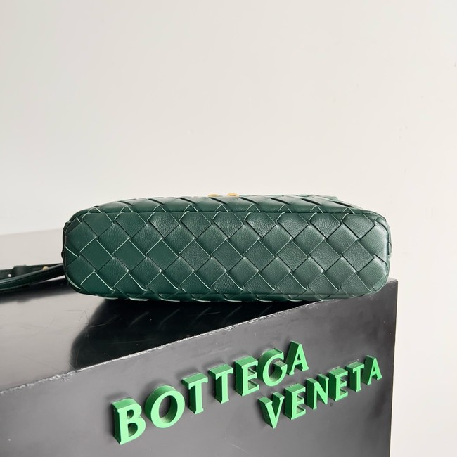 Bottega Veneta Vanity Case On Strap 789109 Emerald green