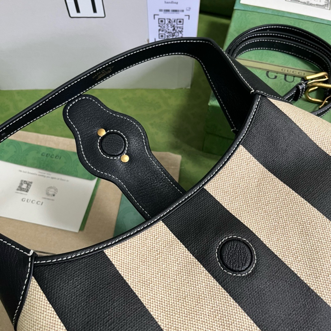 GUCCI JACKIE canvas SHOULDER BAG 726274 White&black