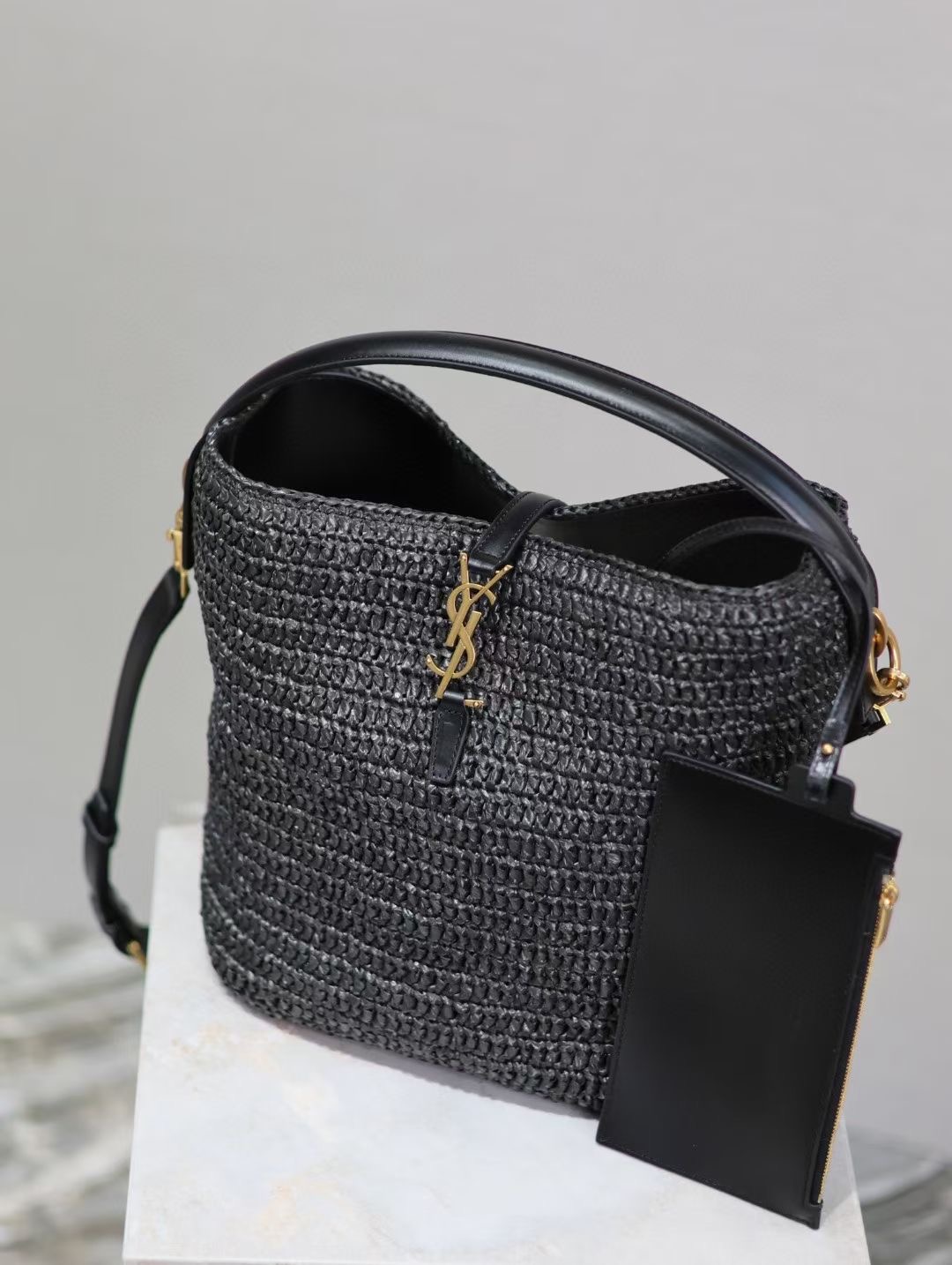 Yves Saint Laurent LE 37 IN RAFFIA 742828 BLACK