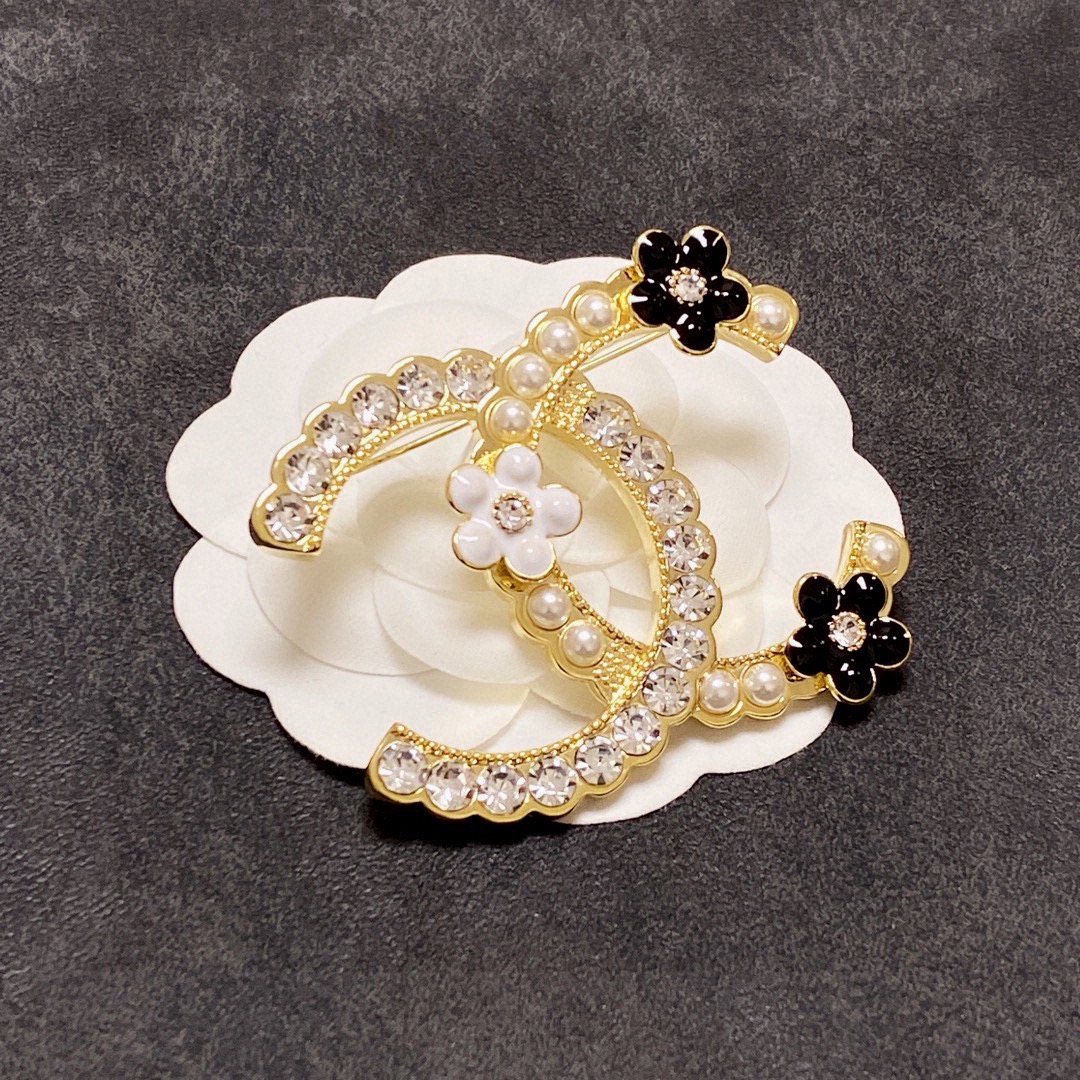 Chanel Brooch CE14121