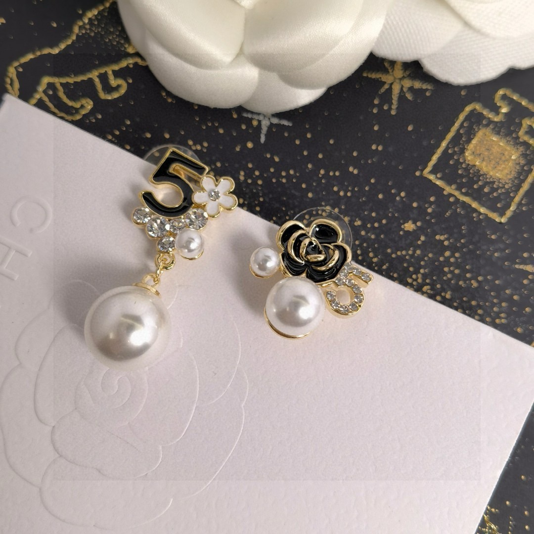 Chanel Earrings CE14120