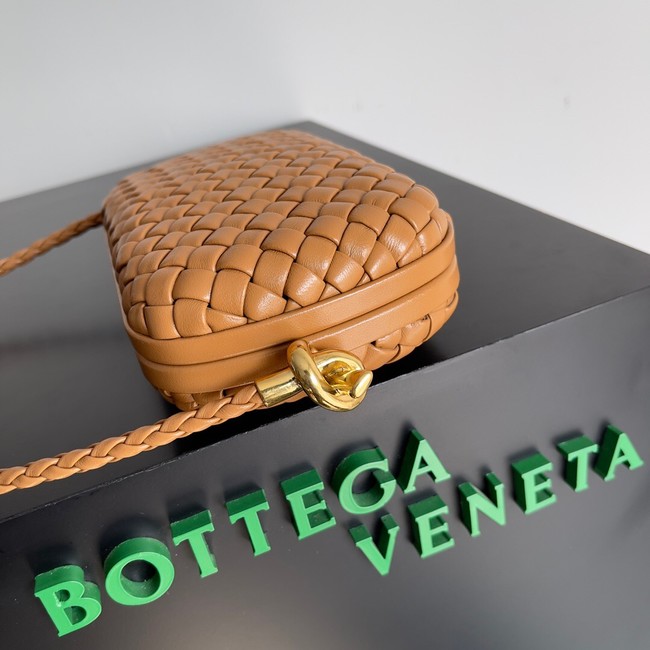 Bottega Veneta Knot With Chain A776662 brown