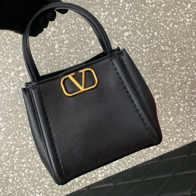 VALENTINO Alltime small grain calfskin bag B0Q26 black