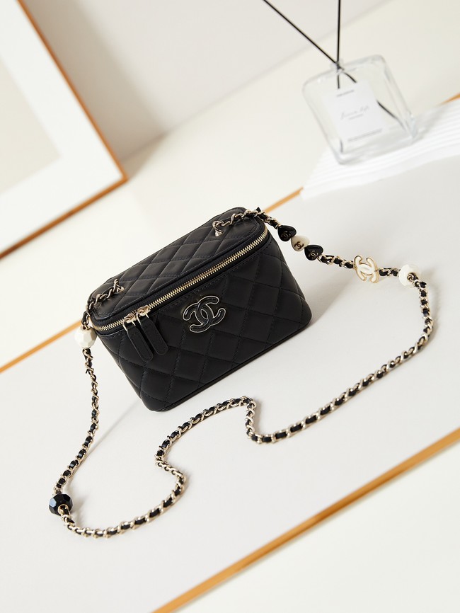 CHANEL MINI CLUTCH WITH CHAIN AP3231 black