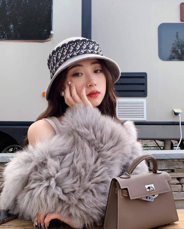 Dior Hat CDH00319-1