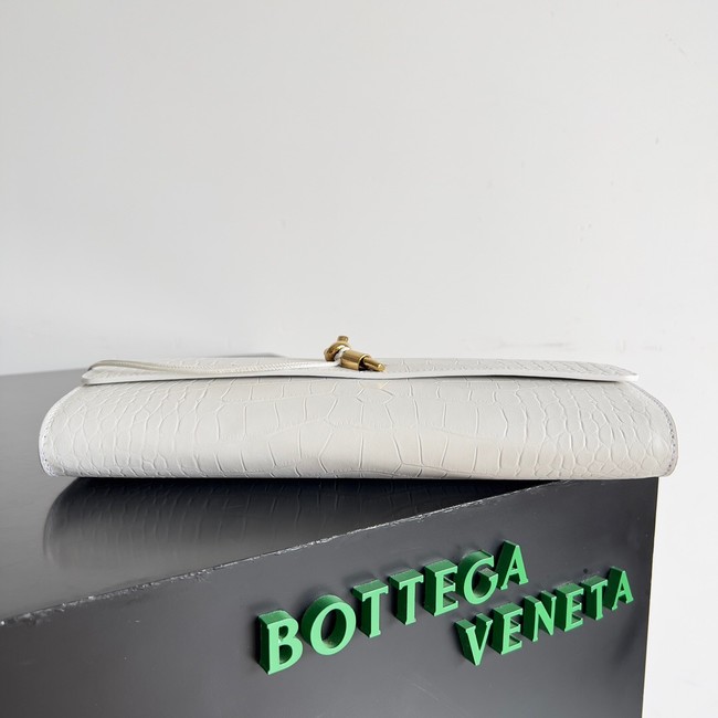 Bottega Veneta Long Clutch Andiamo With Handle alligator leather 741511 white 