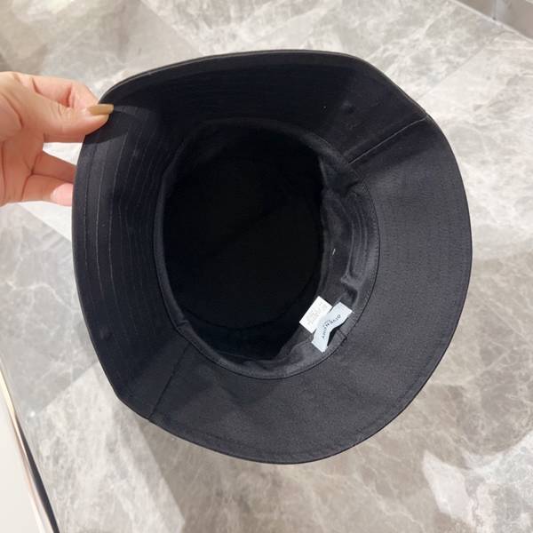 Givenchy Hat GIH00001