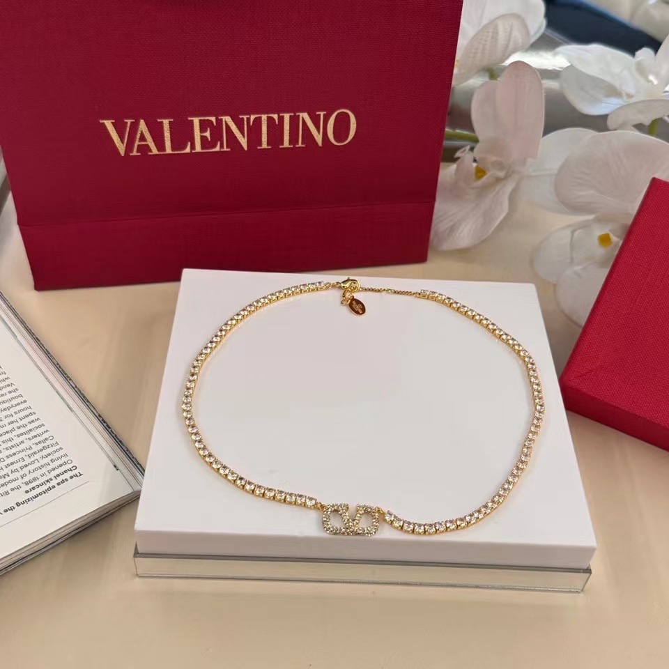 Valentino NECKLACE&Bracelet CE14327