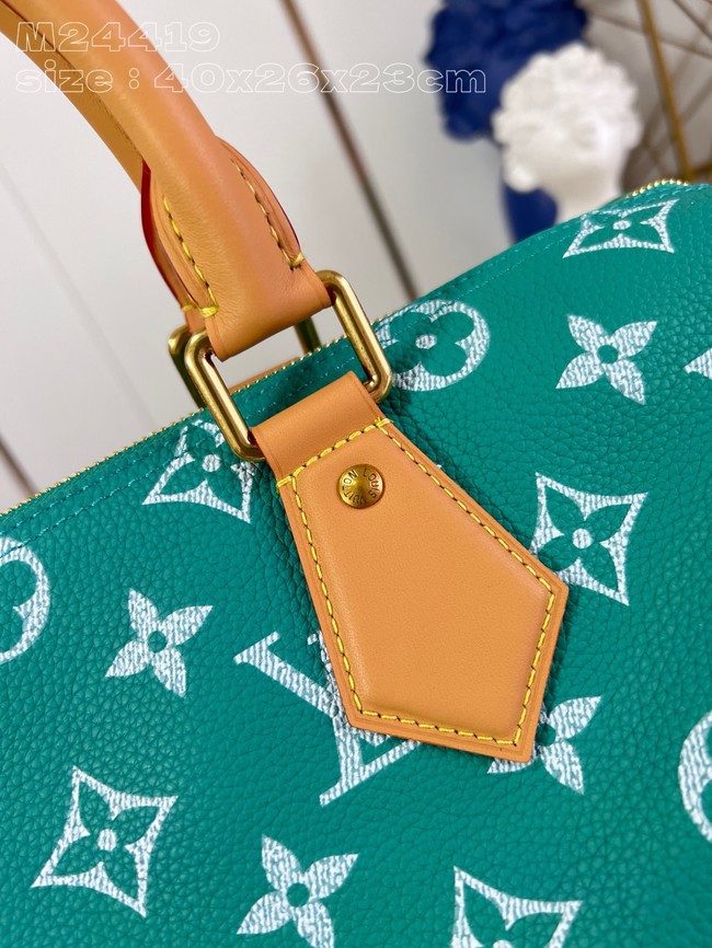 Louis Vuitton RUNWAY Speedy P9 Bandouliere 40 M24417 green 