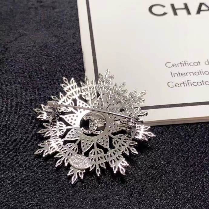 Chanel Brooch CE14401