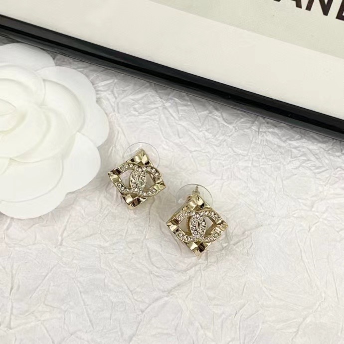 Chanel Earrings CE14404