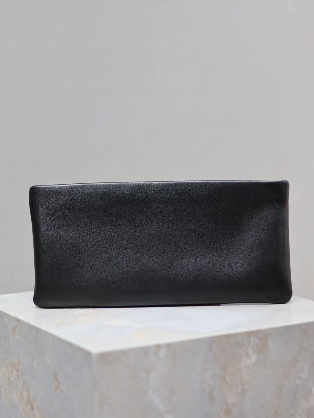 SAINT LAURENT CALYPSO LONG POUCH IN LAMBSKIN 774062 black