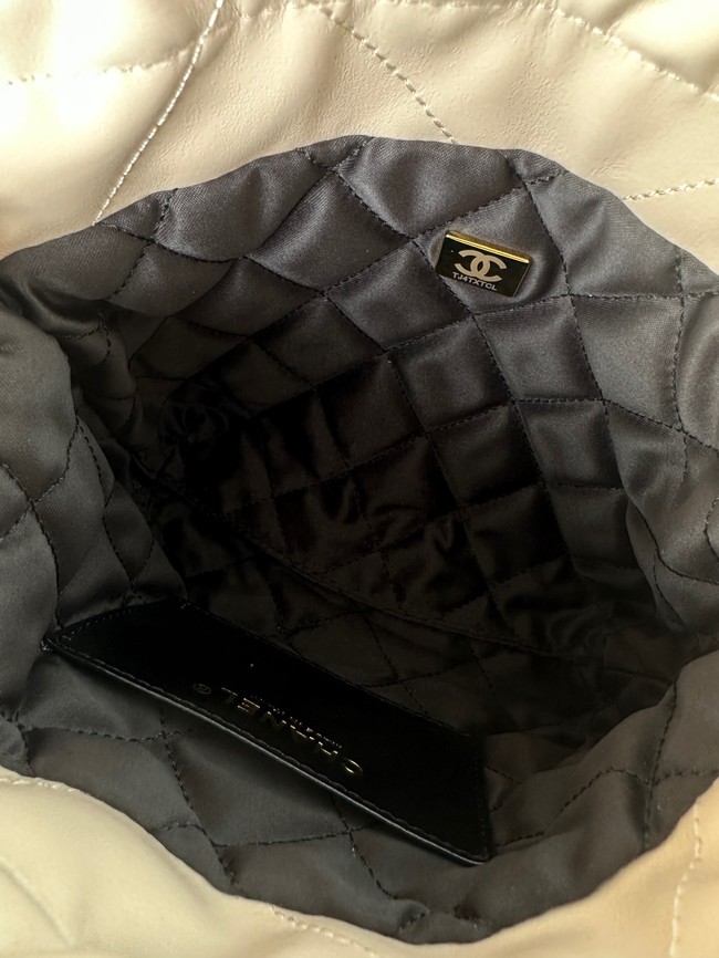 CHANEL 22 MINI HANDBAG AS3980 Apricot & Black