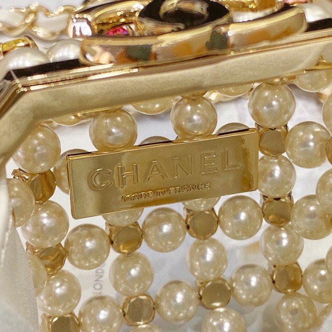 Chanel 24A CLUTCH WITH CHAIN AS3769 white