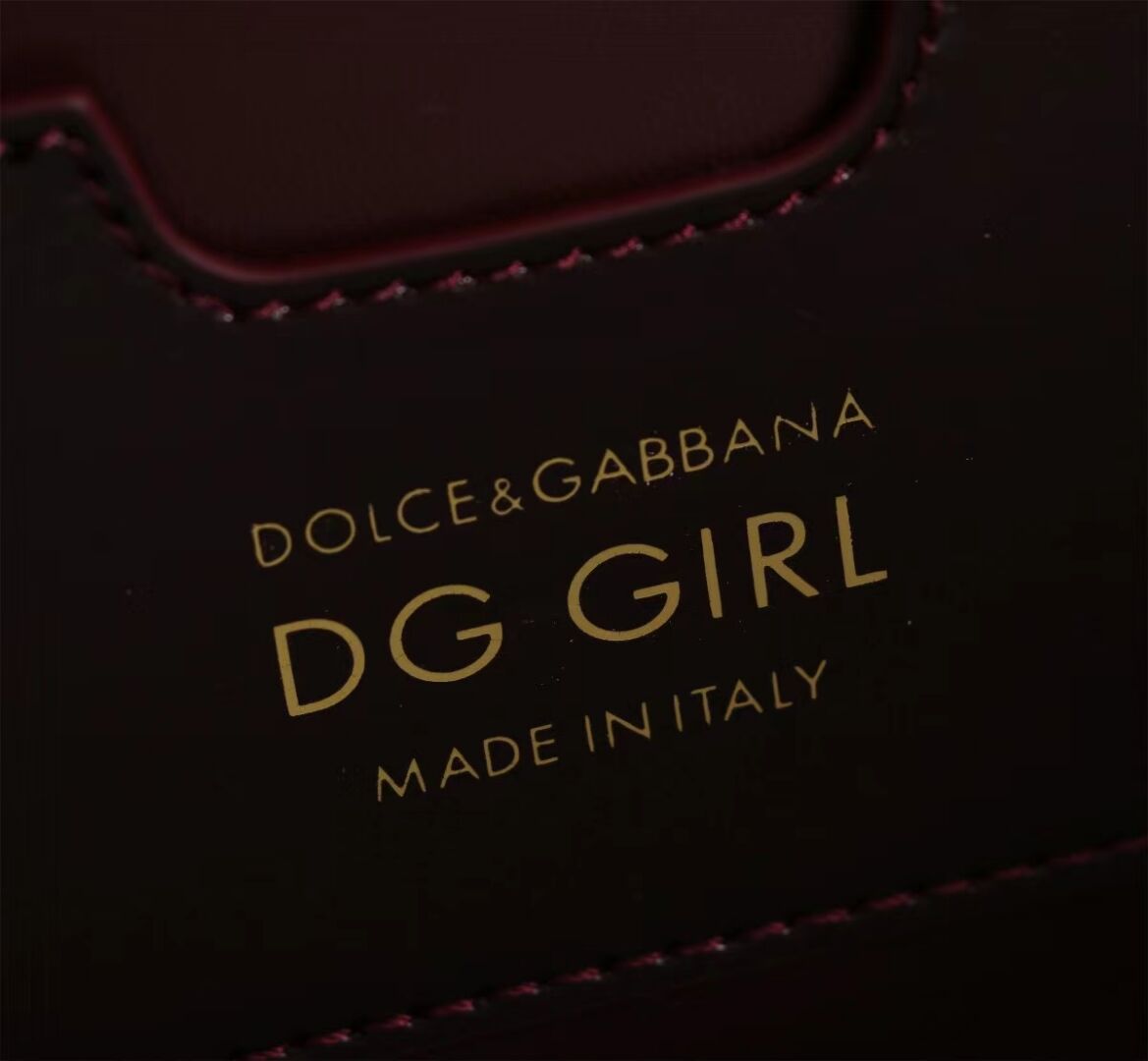 Dolce & Gabbana Patent leather Shoulder Bag G6504 Burgundy