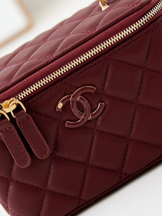 CHANEL MINI CLUTCH AP3940 Wine