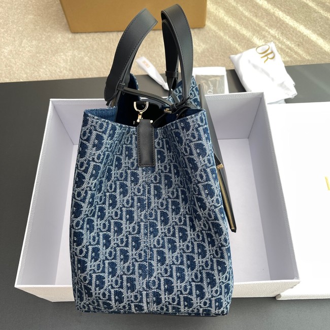 Large Dior Toujours Bag Blue Denim Dior Oblique Jacquard M2820OD