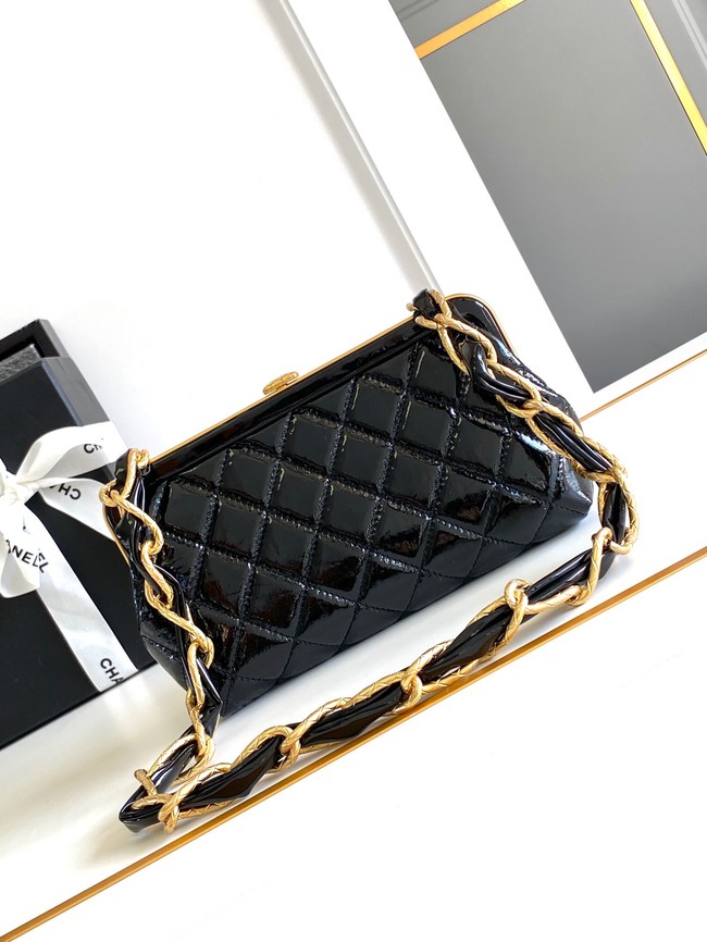 Chanel 24A CLUTCH WITH CHAIN AP4027 black