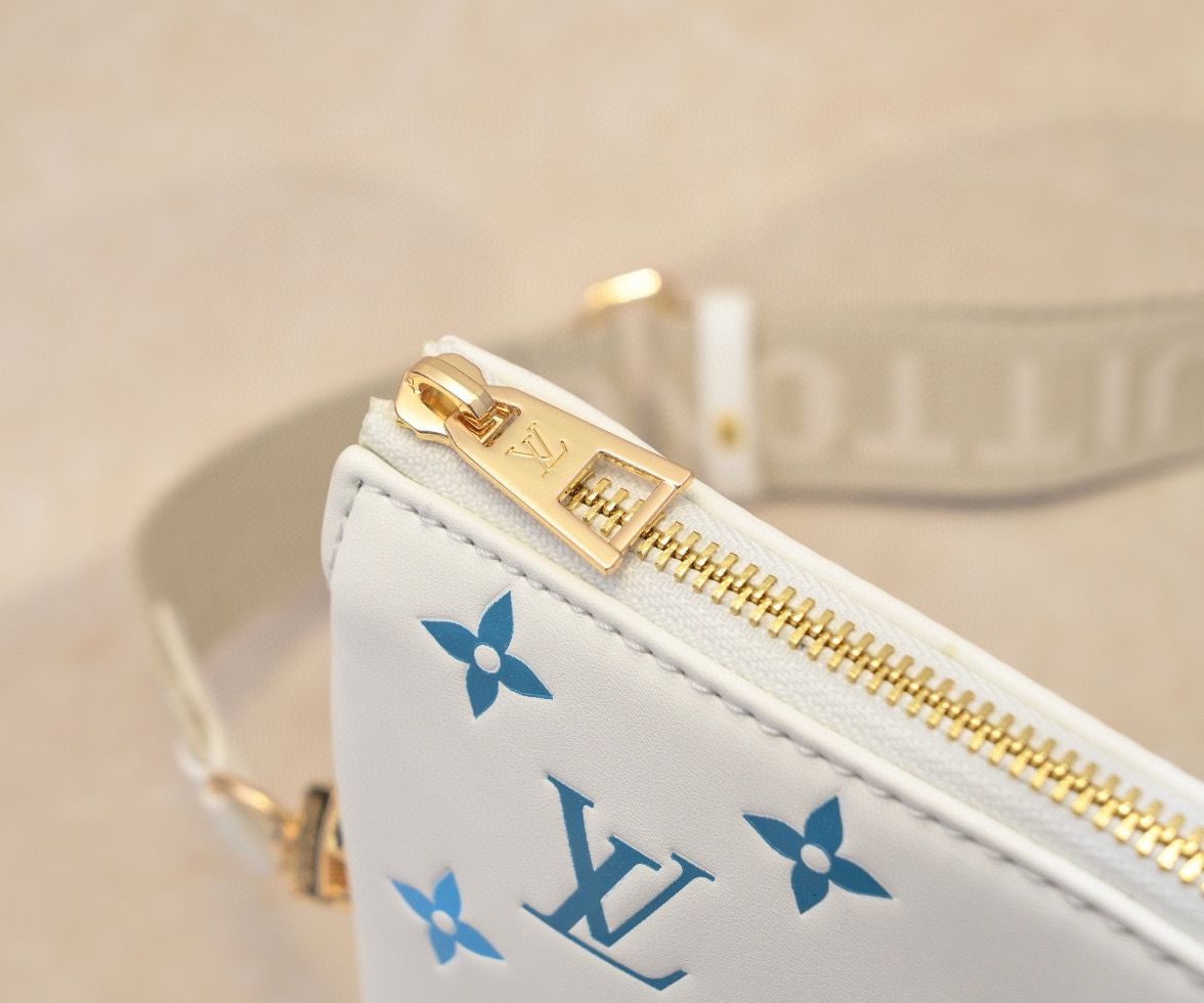 Louis Vuitton Borsa Coussin PM M11225 White