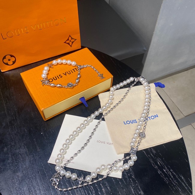 Louis Vuitton NECKLACE CE14879