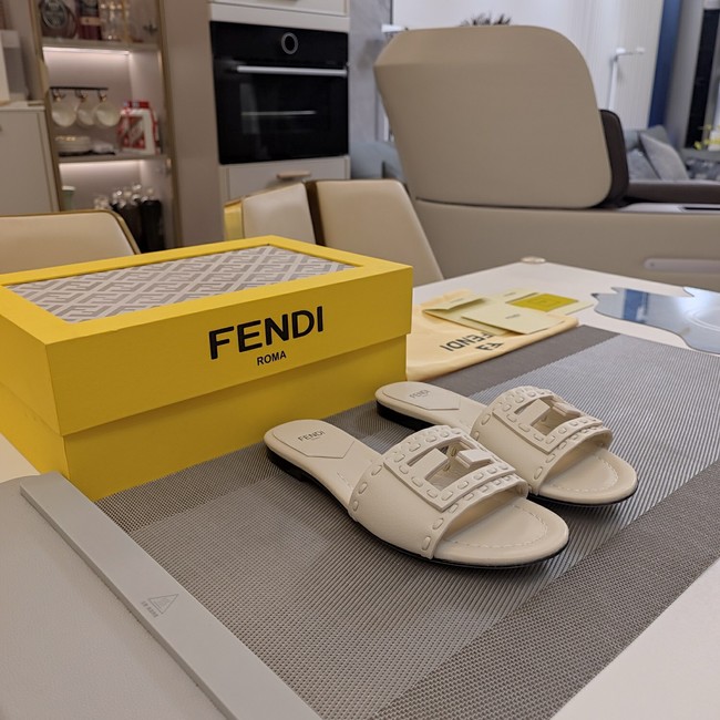 Fendi Slippers 11295-3