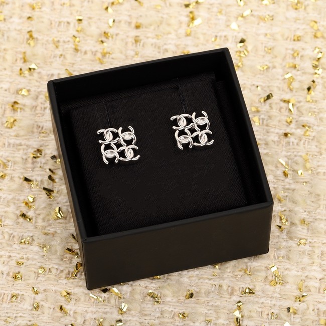 Chanel Earrings CE15015