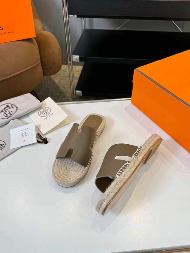 Hermes Slippers 55201-2