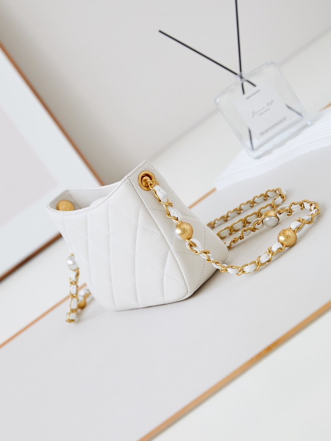 Chanel HOBO HANDBAG Lambskin & Gold-Tone Metal AS4948 white