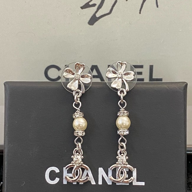 Chanel Earrings CE15111