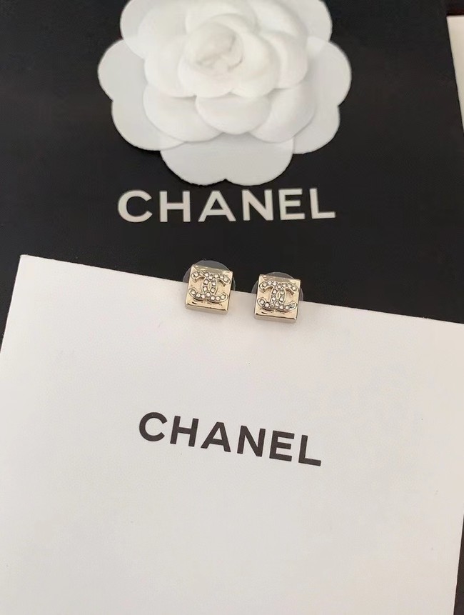 Chanel Earrings CE15152