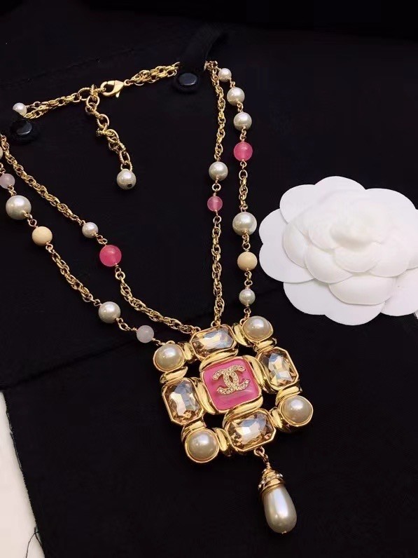 Chanel necklace CE15160