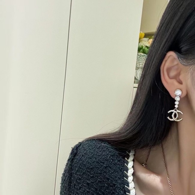 Chanel Earrings CE15216