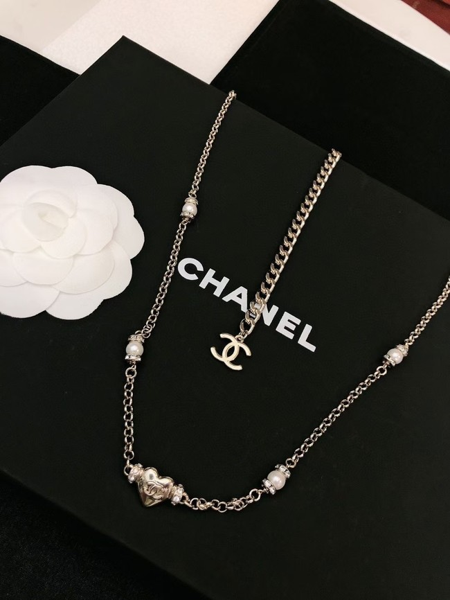 Chanel necklace CE15213