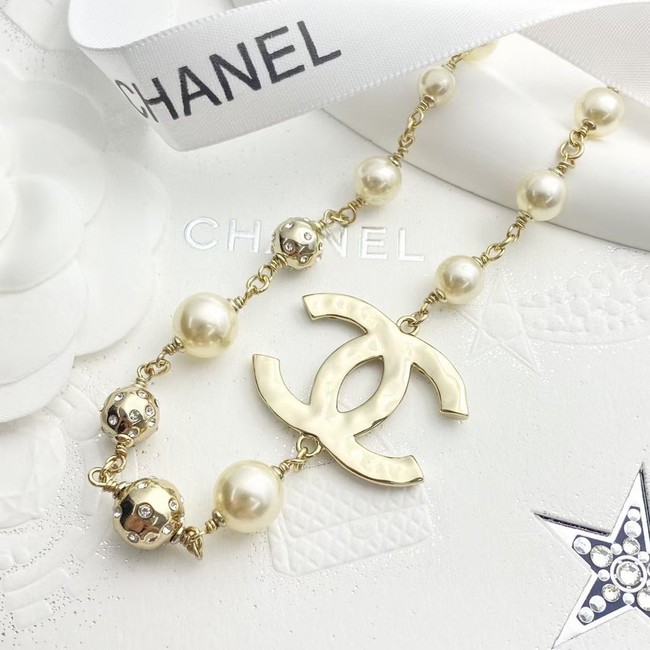 Chanel necklace CE15218