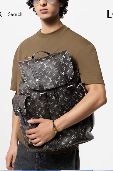 Louis Vuitton Christopher MM M11521