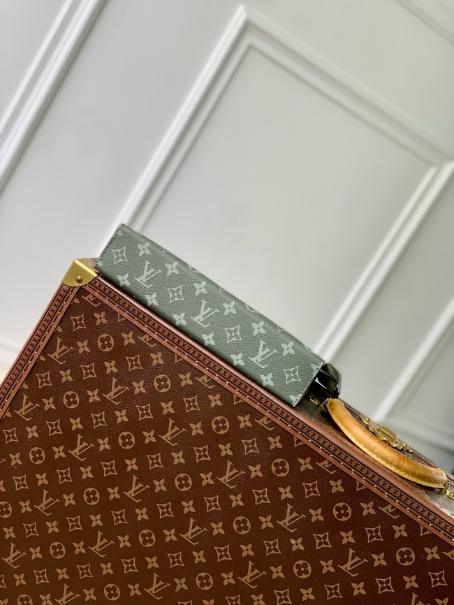 Louis Vuitton Pochette Voyage MM M61692  Khaki Green