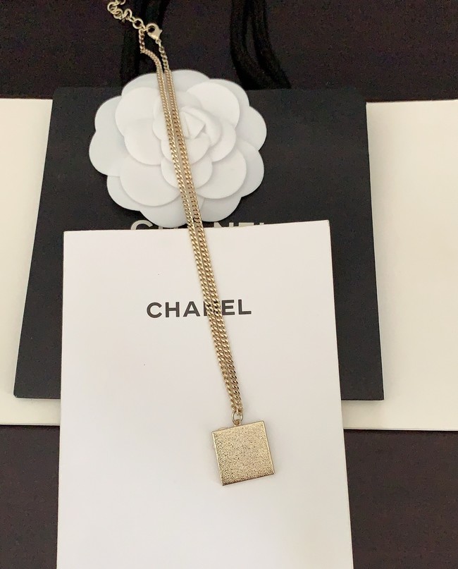 Chanel necklace CE15244