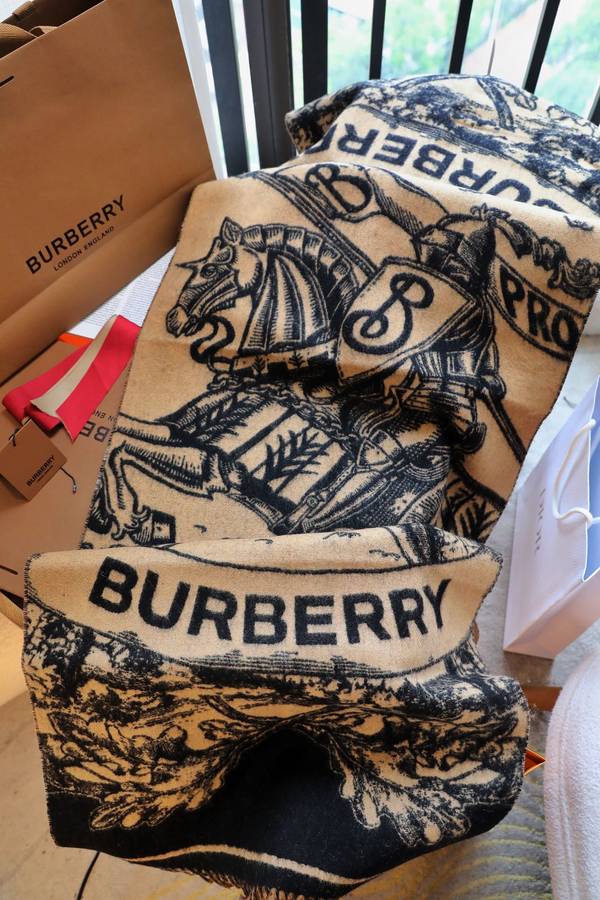 Burberry Scarf BBC00182