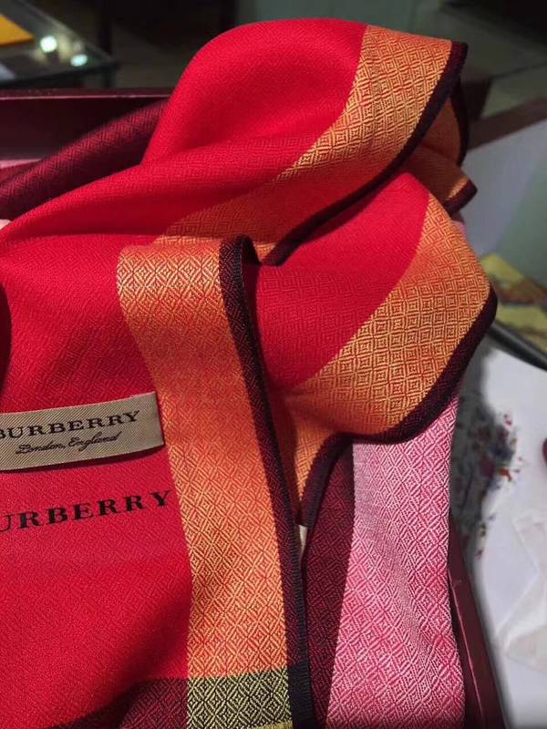 Burberry Scarf BBC00188