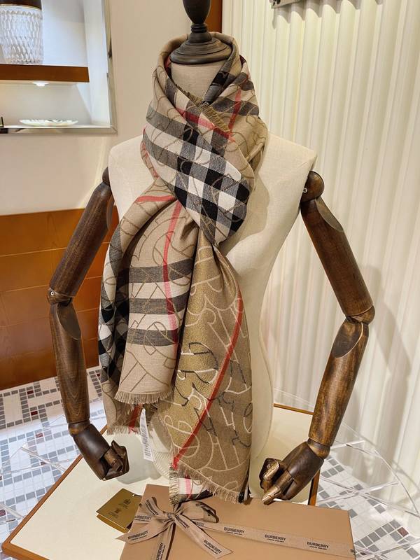 Burberry Scarf BBC00192