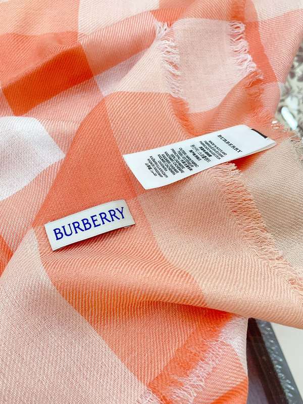 Burberry Scarf BBC00195