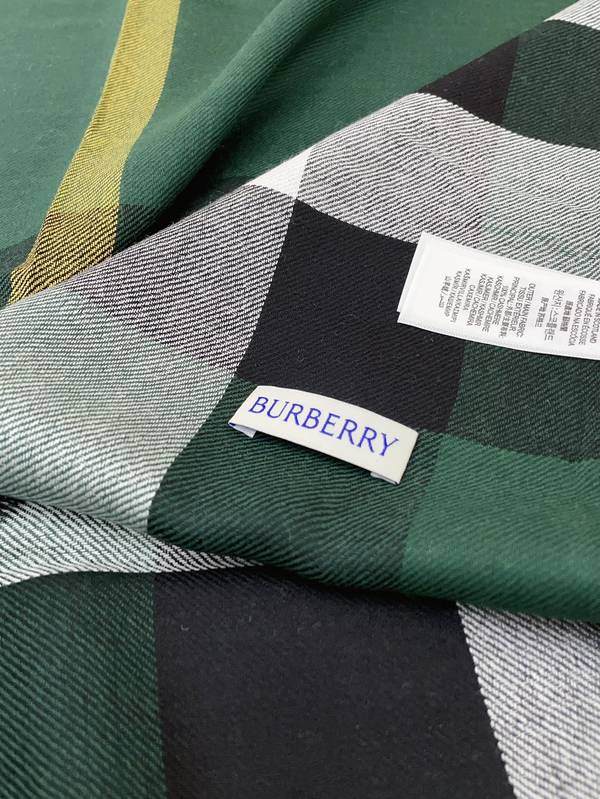 Burberry Scarf BBC00198