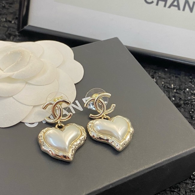 Chanel Earrings CE15306